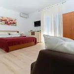 Benic דירה