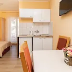 דירה Benic